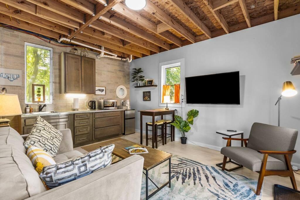 Downtown Guest House Ρόλι Εξωτερικό φωτογραφία